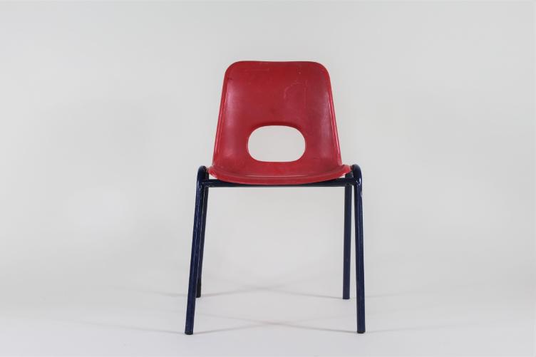 Kinder-Plastik-Stuhl