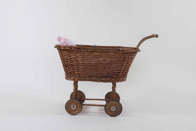 Puppenwagen